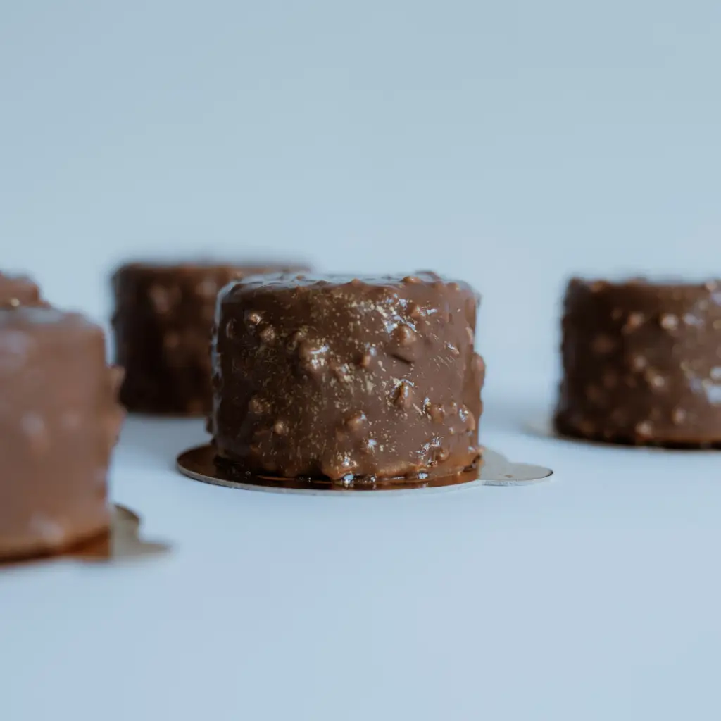 Hazel Bliss kolač sa lješnjakom monoporcija